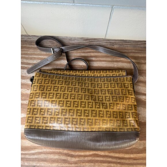 Fendi Roma Zucca Monogram Crossbody Bag Vintage Brown Leather & Canvas Italy - Picture 3 of 11